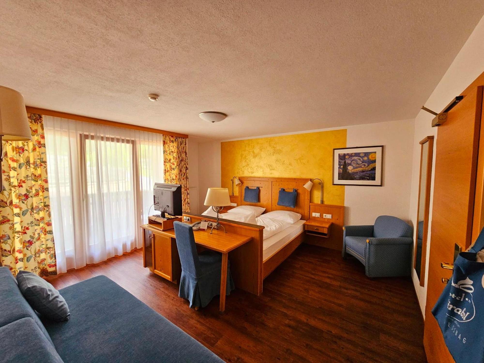 Hotel Mirabel San Vigilio Di Marebbe Eksteriør billede