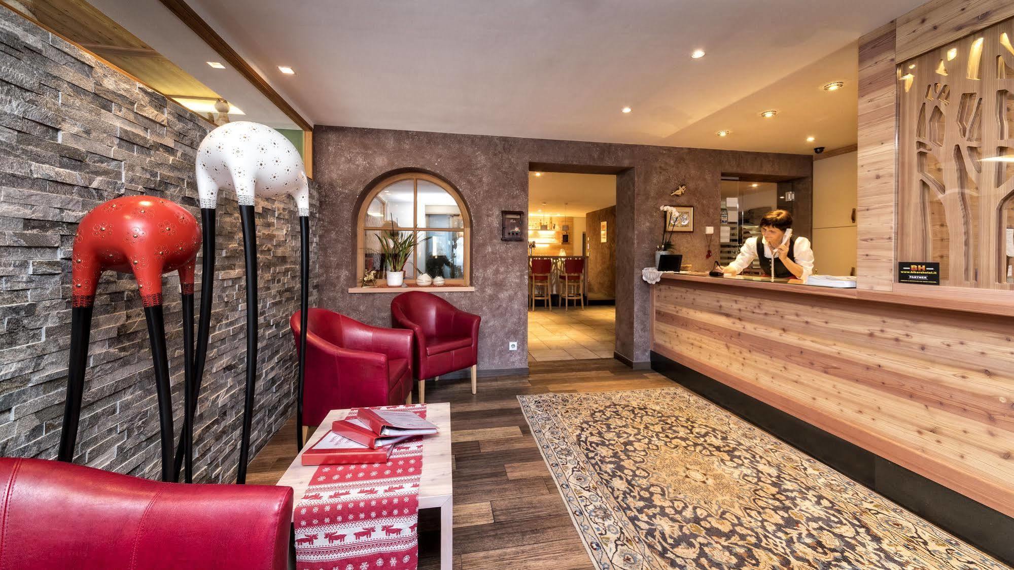 Hotel Mirabel San Vigilio Di Marebbe Eksteriør billede
